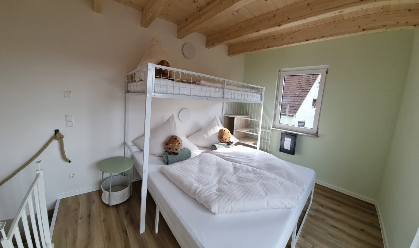 Schlafzimmer Ferienwohnung Tripsdrill